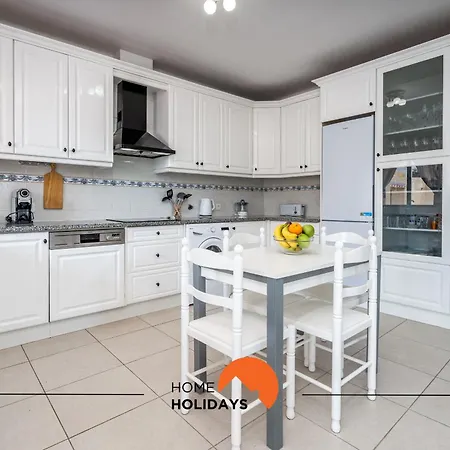 #244 Spacious Villa With 4 Bedrooms And Pool *