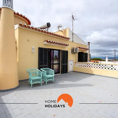 #244 Spacious Villa With 4 Bedrooms And Pool * Lagoa (Algarve)